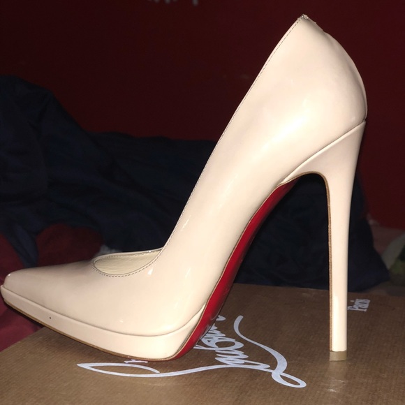 Christian Louboutin Shoes - Christian Louboutin Pigalle Leather Pump